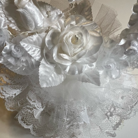 Wedding Cake Topper - Floral Heart The Coast Collection White Lace - Picture 2 of 9